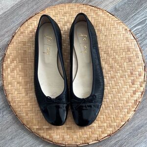 French sole FS/NY black patent capped ballet flats women’s size 8‎